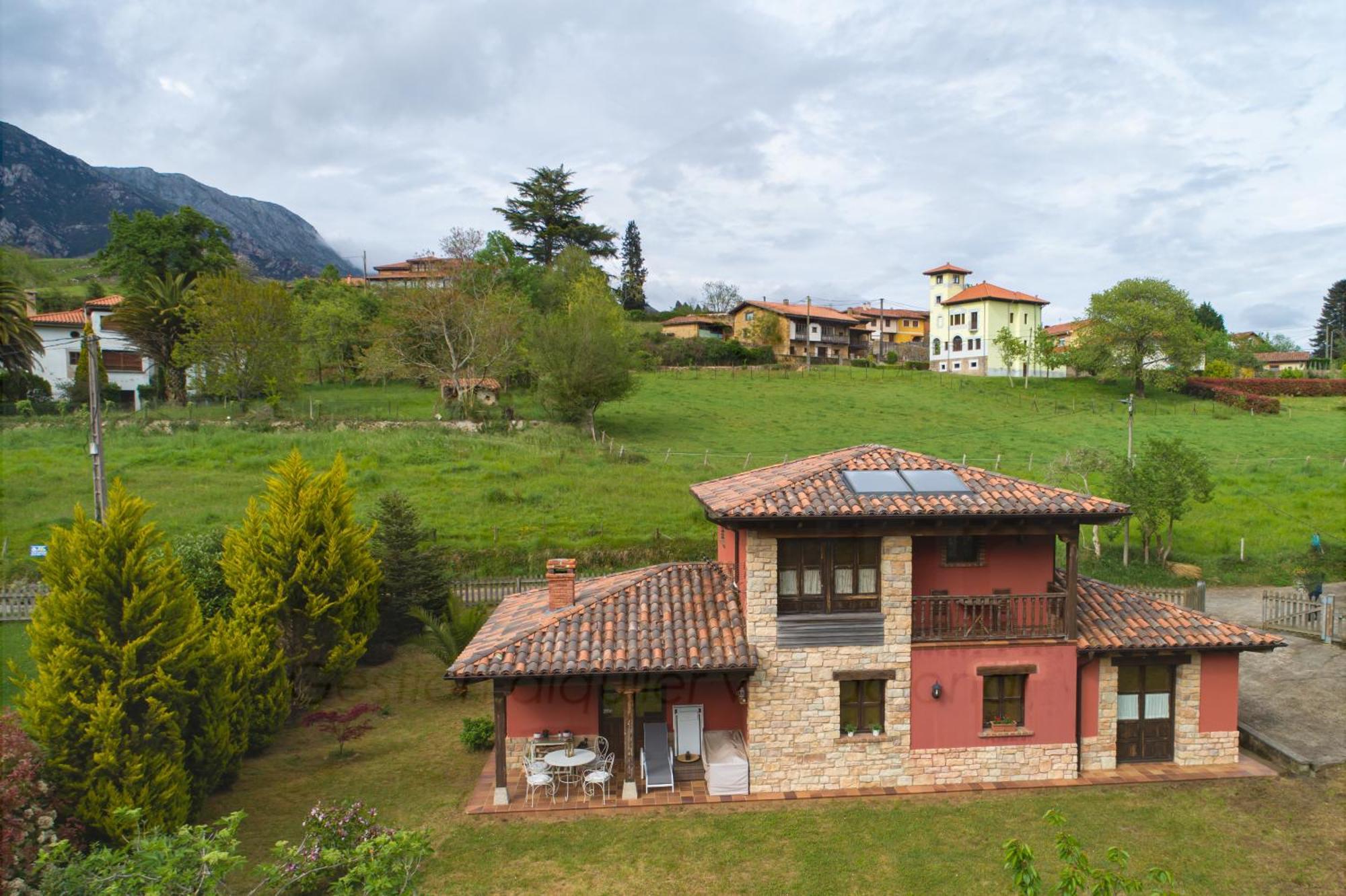 La Coqueta Del Sueve Villa Arriondas Exterior photo