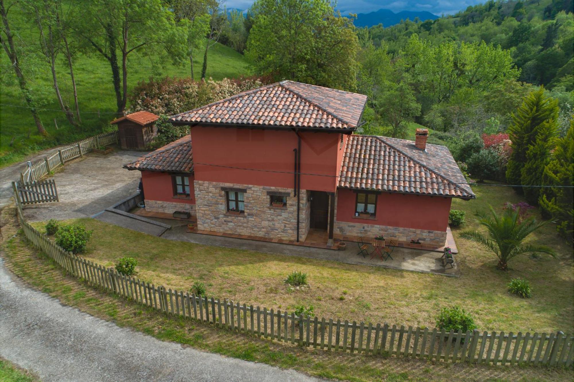 La Coqueta Del Sueve Villa Arriondas Exterior photo