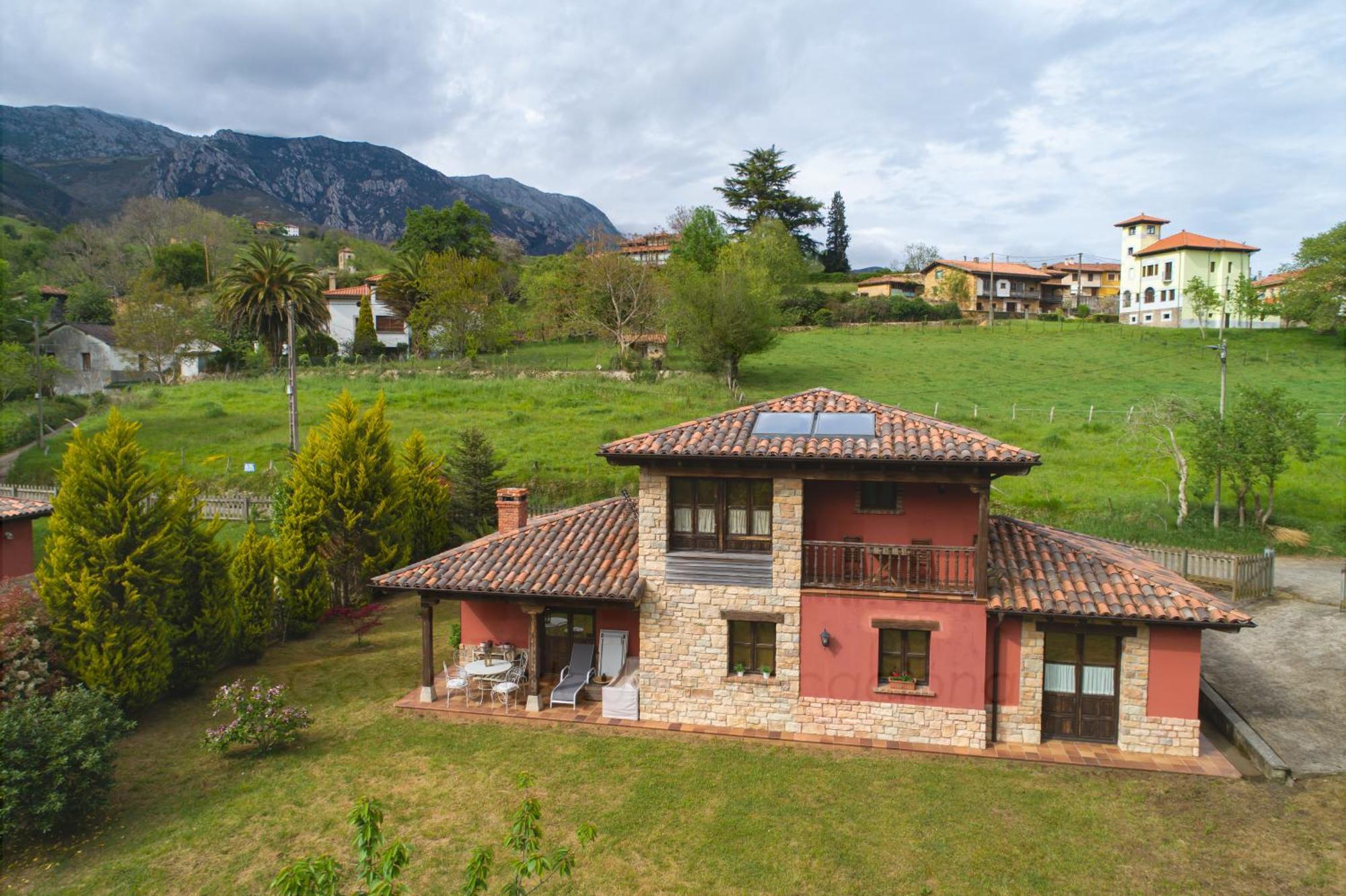 La Coqueta Del Sueve Villa Arriondas Exterior photo